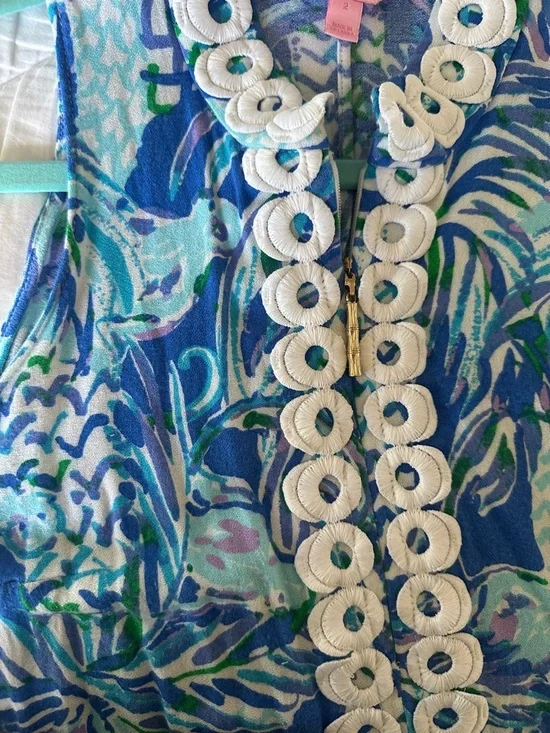 Lilly Pulitzer Blue Patterned Sleeveless Dress with White Trim - Picture 3 of 3